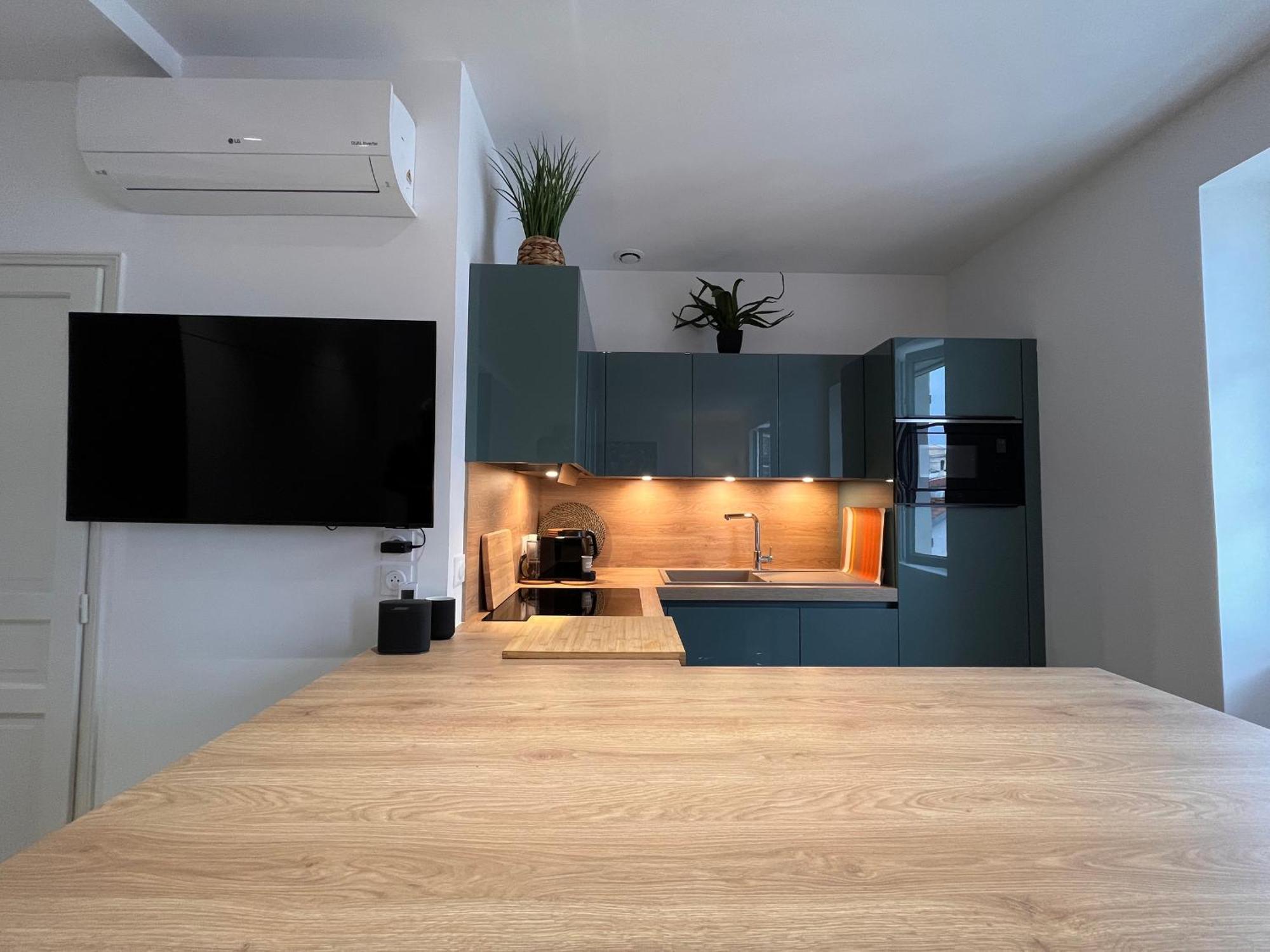 Appartement Lumineux 3 Pieces Pres Des Halles Et De La Plage, Wifi, Clim, Parkings Proches - Fr-1-239-910 Сен-Жан-де-Люз Экстерьер фото